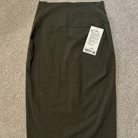 Lululemon slim-fit high-rise Nulu skirt in army green NWT - Picture 1 of 3